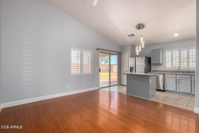 Building Photo - 13022 N 130th Ln