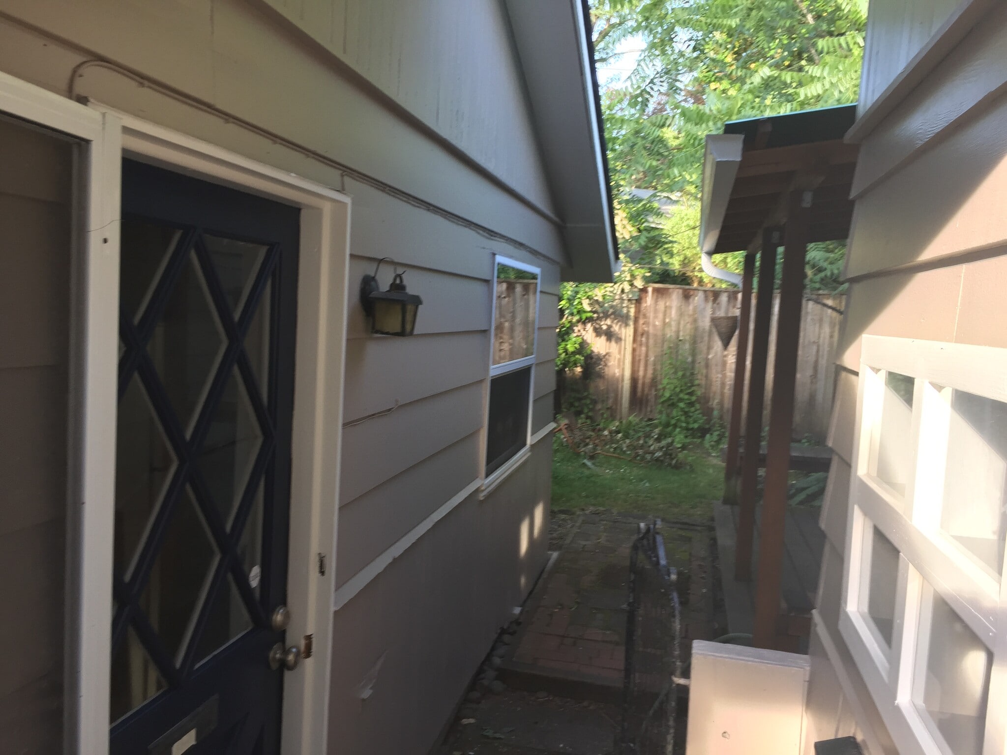 Building Photo - 3073 Alder St
