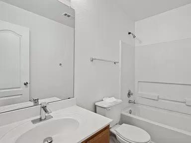 Building Photo - 208 Calixto Ct