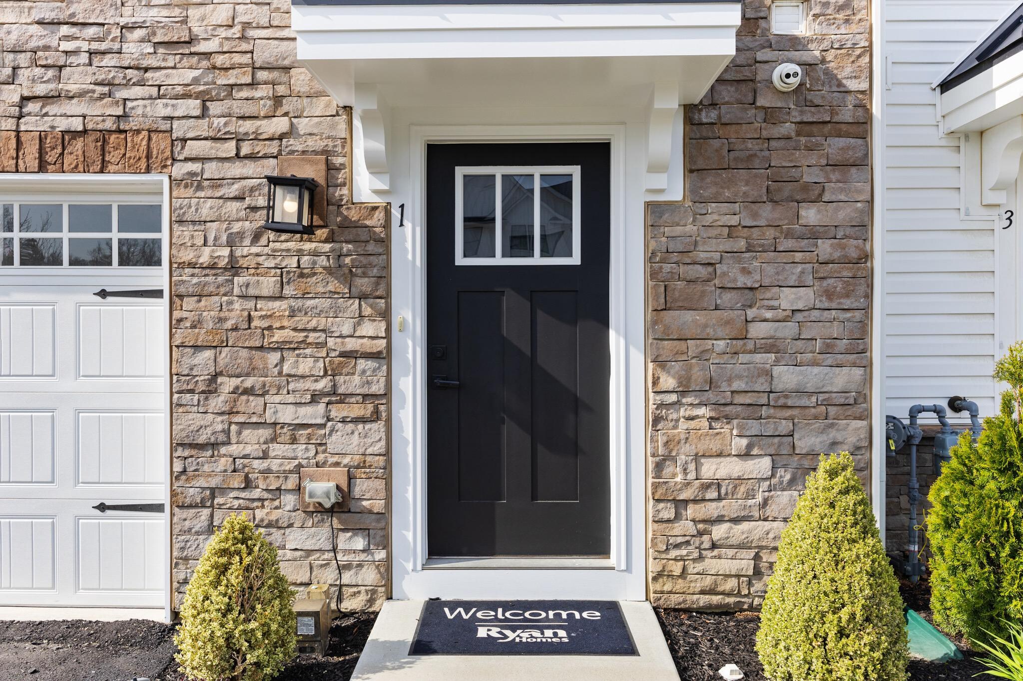 Building Photo - 1 Sage Way