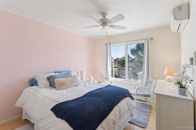 Building Photo - 7 Cove Ln