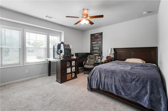 Building Photo - 3170 Andover Trl