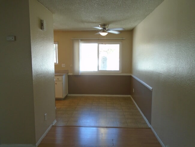 Building Photo - Stonewood Apartments - NO AVAILABILITY