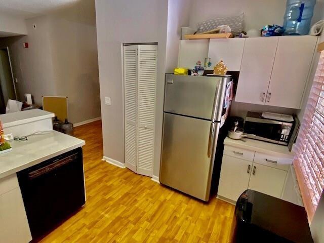 Building Photo - 6976 SW 39th St