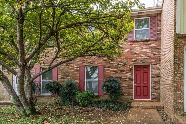 Primary Photo - Coming soon! Nice remodel of townhouse Con...