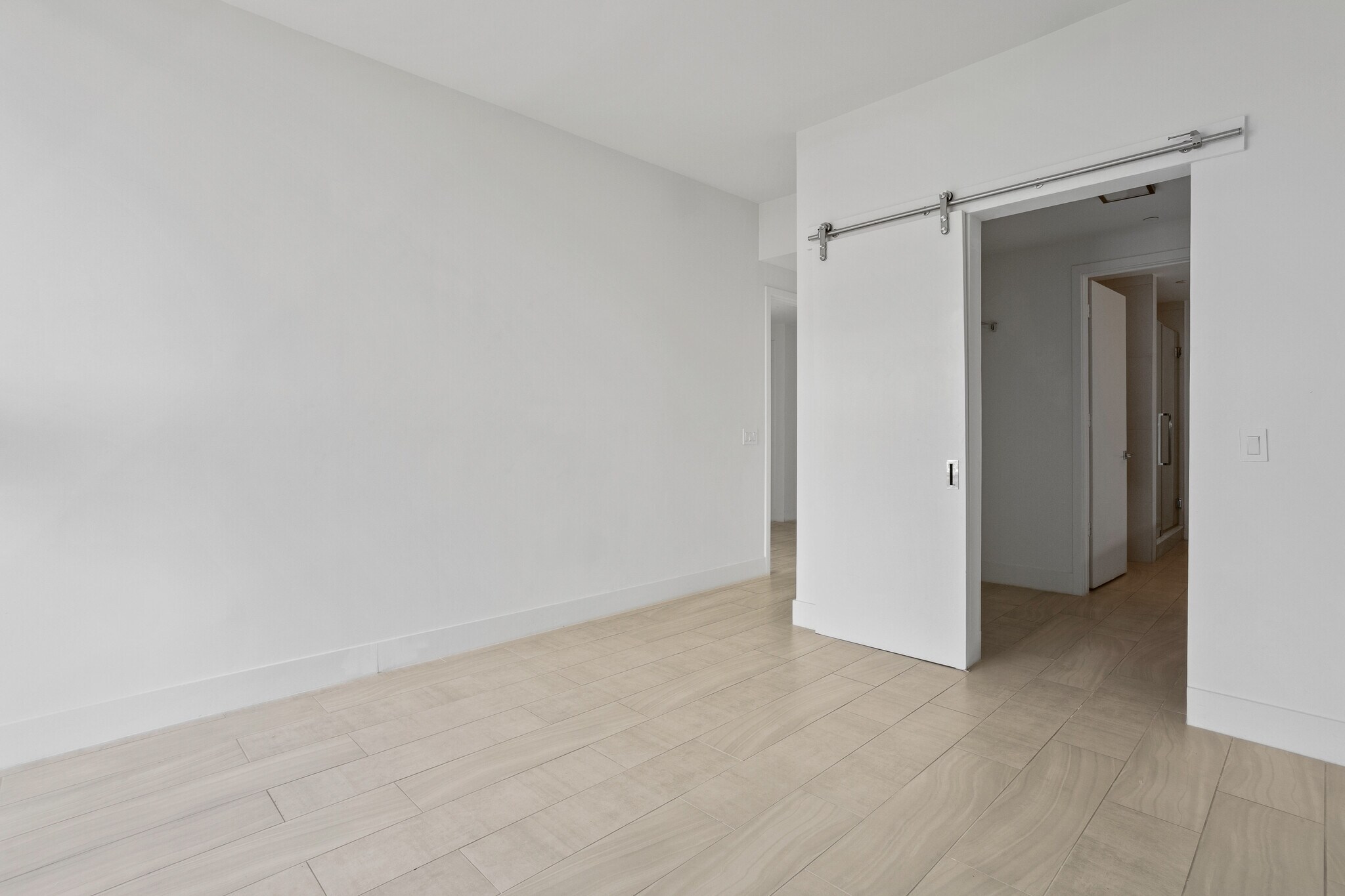 Building Photo - 2000 Metropica Way