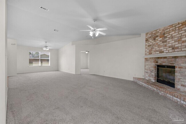 Building Photo - 9568 Brentwood Blvd
