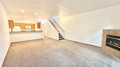 Building Photo - N0611