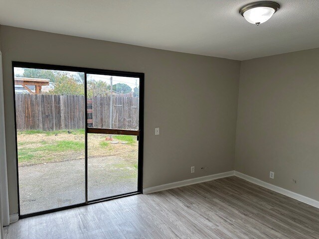 Building Photo - Stockton 3 Bedroom, 2 Bathroom, plus Bonus Room Home