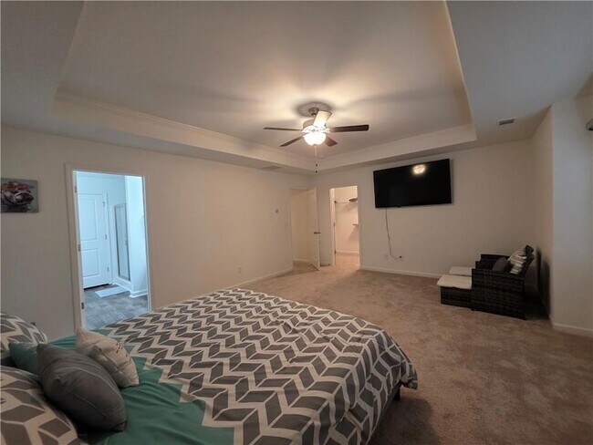 Building Photo - 5531 Garens Way