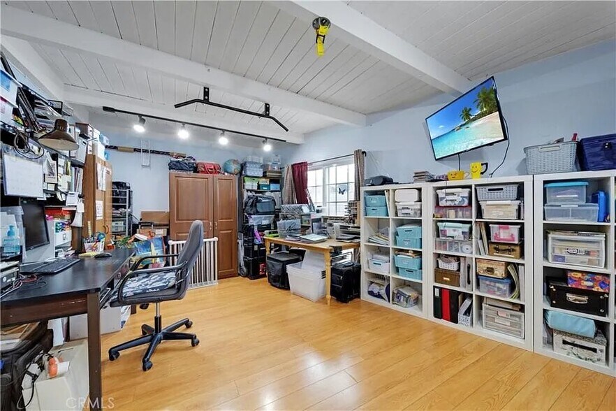 Building Photo - 8228 Oakhurst Pl