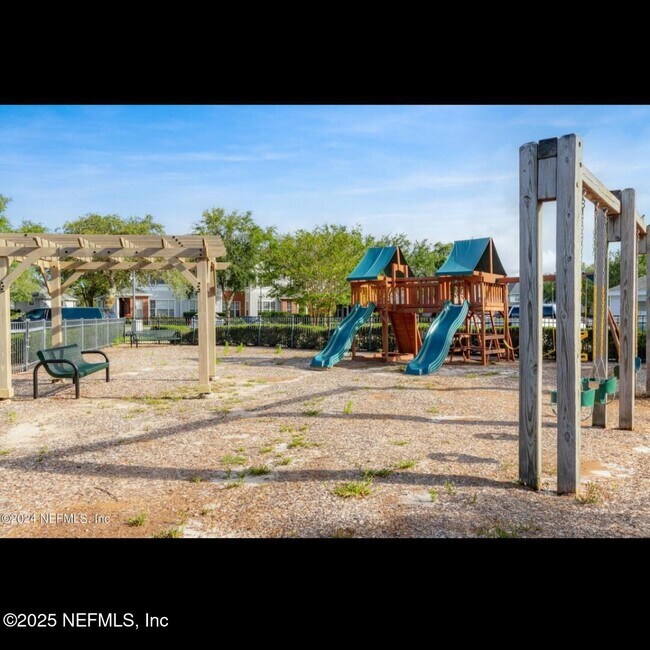 Building Photo - 39207 Harbour Vista Cir