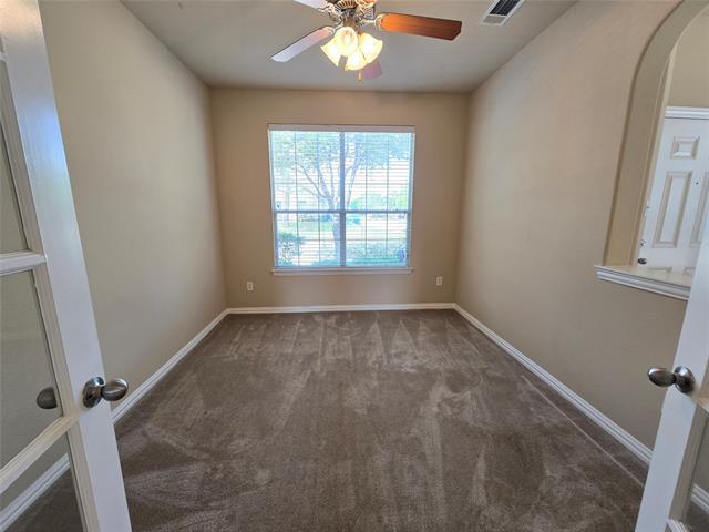 Building Photo - 687 Morgan Dr