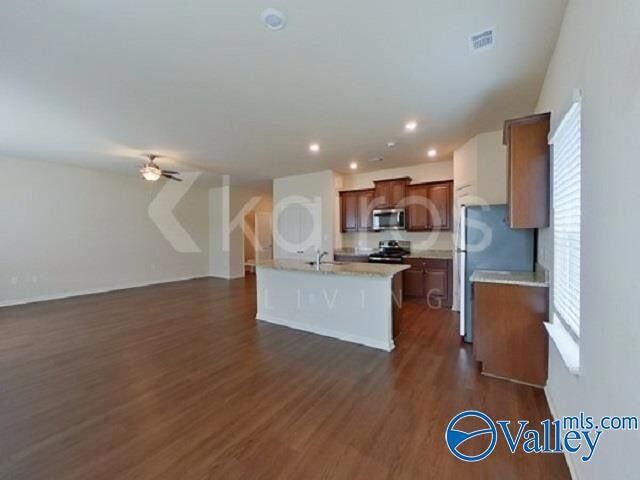 Building Photo - 1114 Freedom Pkwy