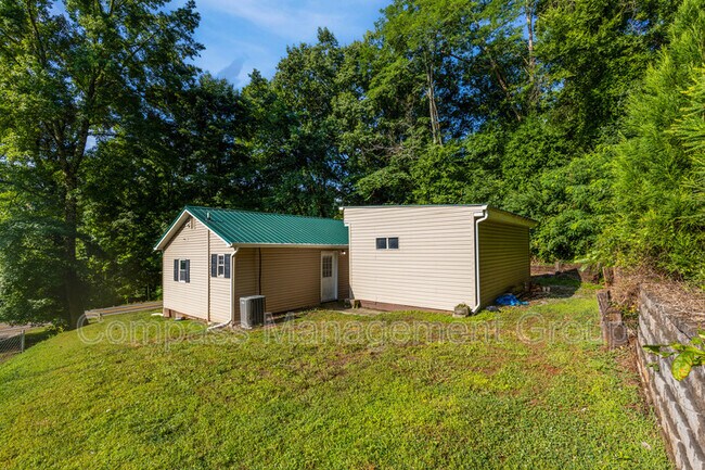 Building Photo - 4516 Sevierville Pike