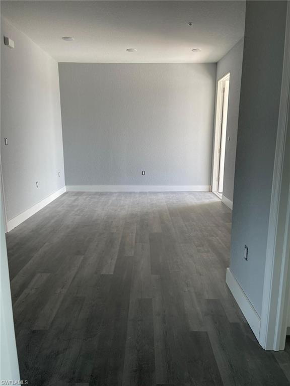 Building Photo - 319 Nicholas Pkwy W