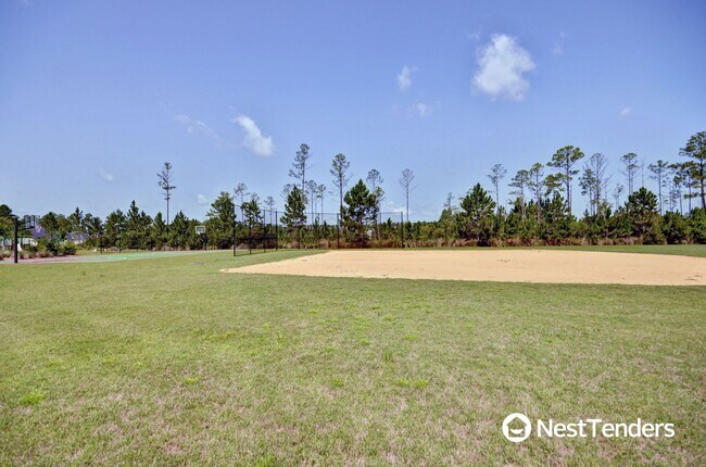 Building Photo - 65206 Lagoon Forest Dr