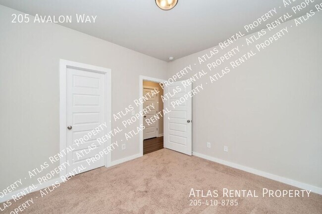 Building Photo - 205 Avalon Wy