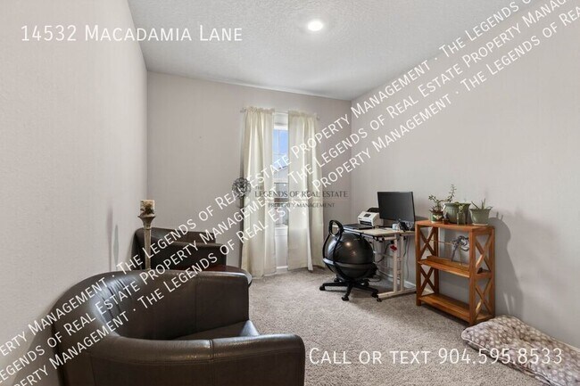 Building Photo - 14532 Macadamia Ln