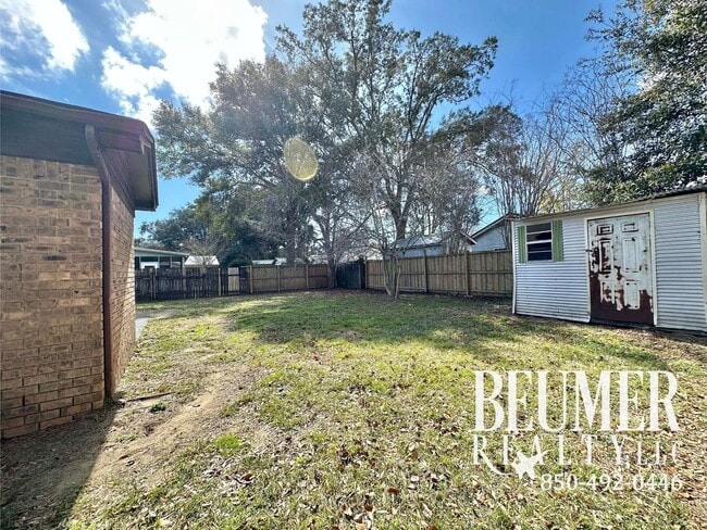 Building Photo - Charming 3 bedroom 2 bath Home for Rent