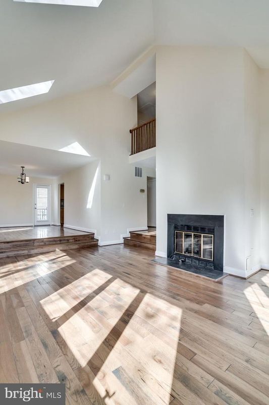 Building Photo - 6505 Gretna Green Way