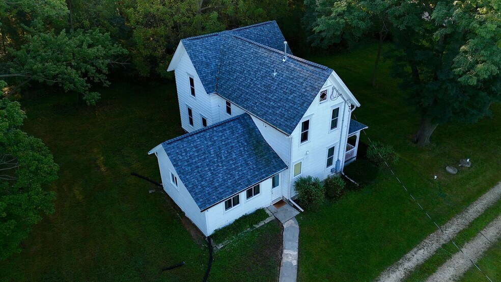 Building Photo - 5668 County Road A