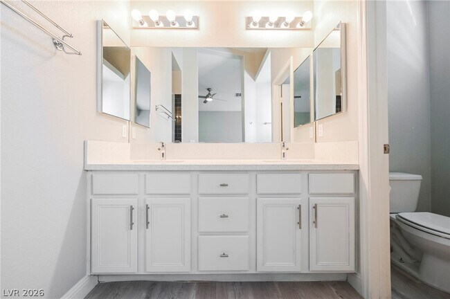 Building Photo - 490 Beaconwood St