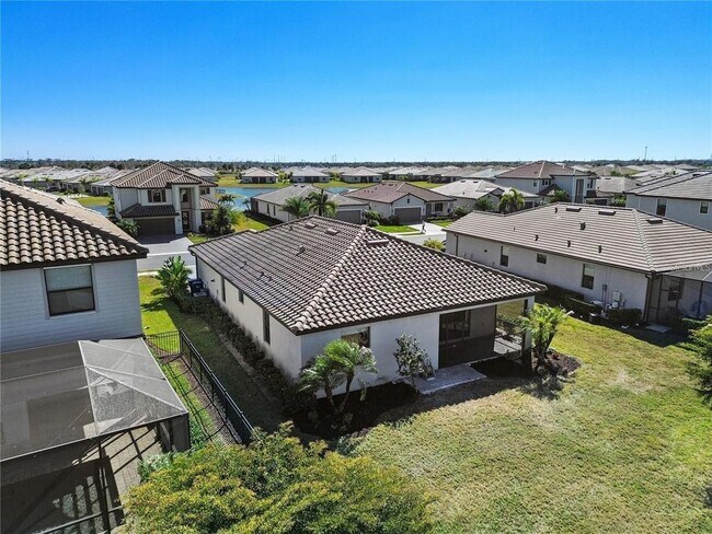 Building Photo - 15719 Islandwalk Ave