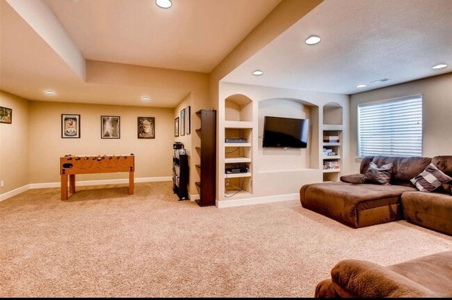 Building Photo - Beautifully updated home in a fantastic Parker neighborhood