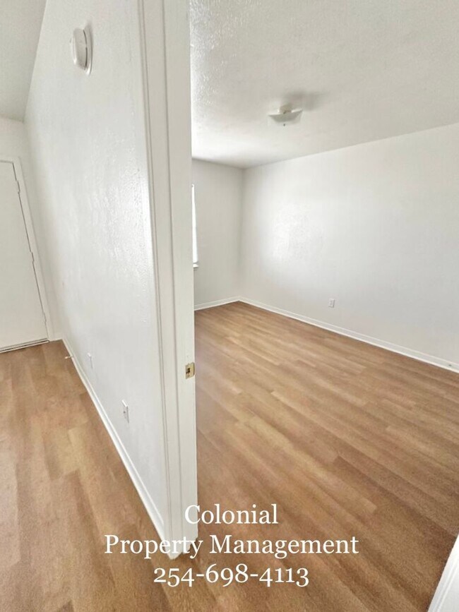 Building Photo - AVAILABLE NOW; APPLY AT OUR WEBSITE TODAY!!