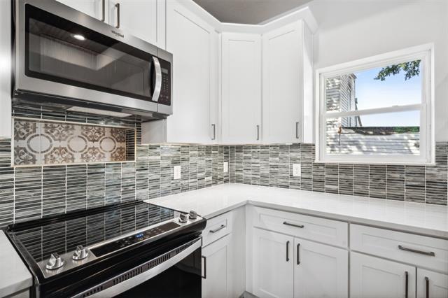 Building Photo - 5718 Barkridge Dr