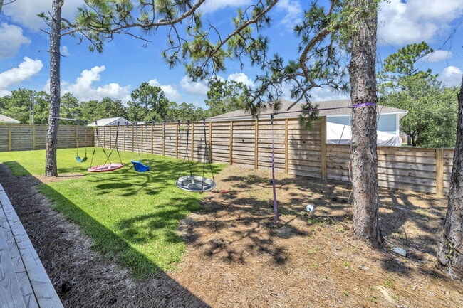 Building Photo - 132 Foxmeyer Dr