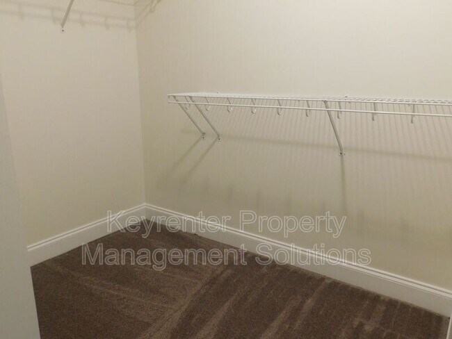 Building Photo - 42 Enchanted View Cir