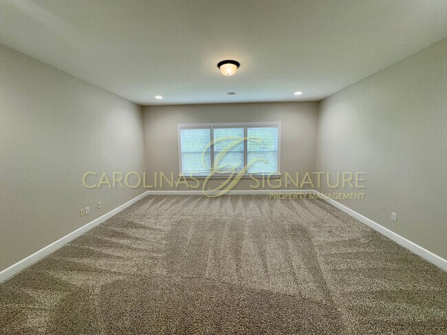 Building Photo - Spacious 5BR/5BA Home in Indian Lands Wake...