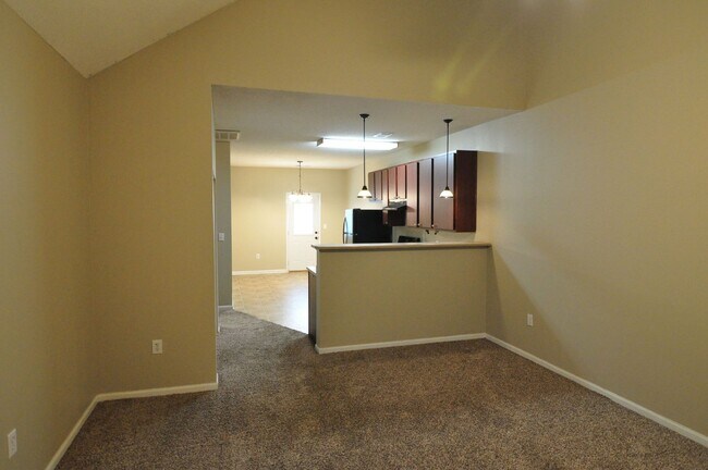 Building Photo - Pine Meadow Circle 213-215