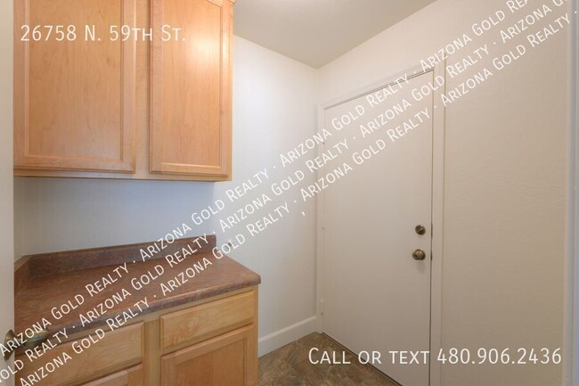 Building Photo - 26758 N 59th St