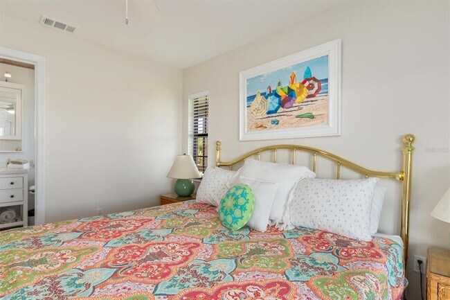 Building Photo - 9498 Alborado Rd