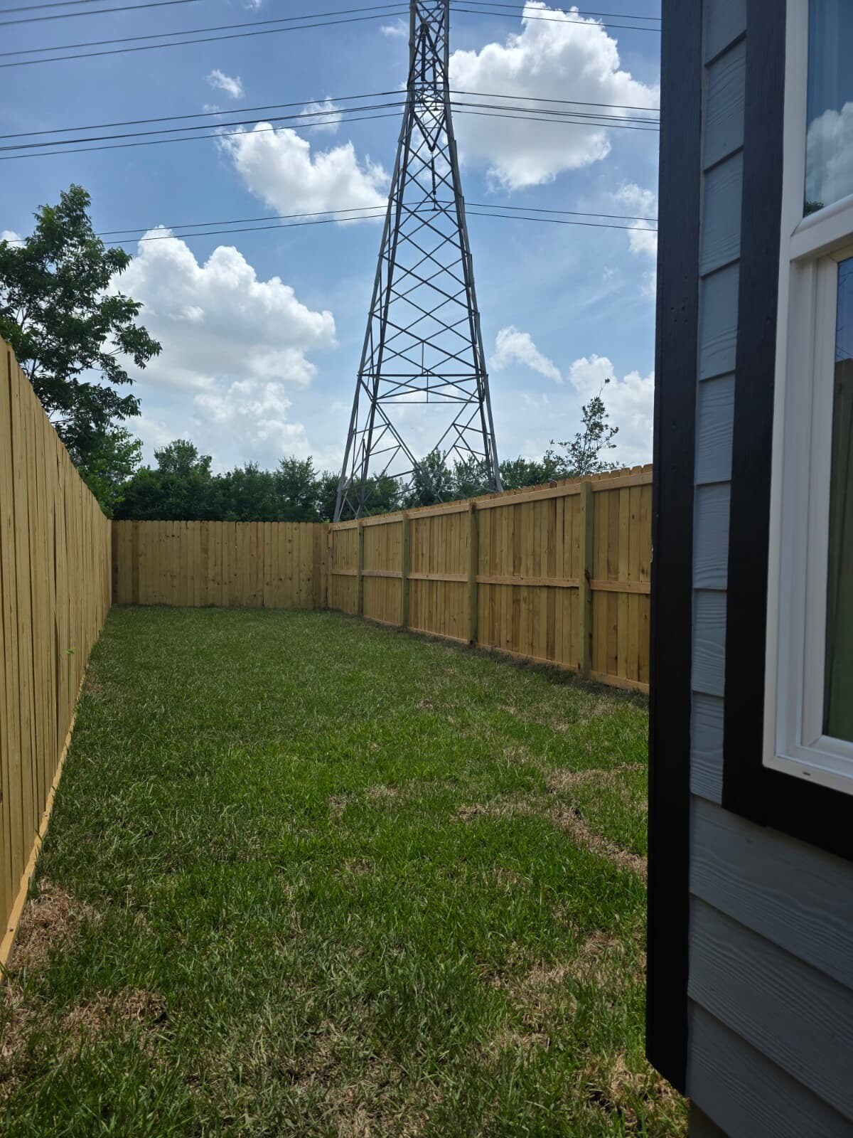 Building Photo - 4702 Baton Rouge St