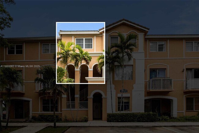 Building Photo - 17640 NW 73rd Ave