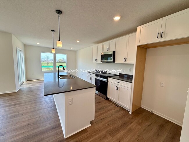 Building Photo - Brand-New 4 Bedroom Open w/Concept Living – Lee’s Summit Schools