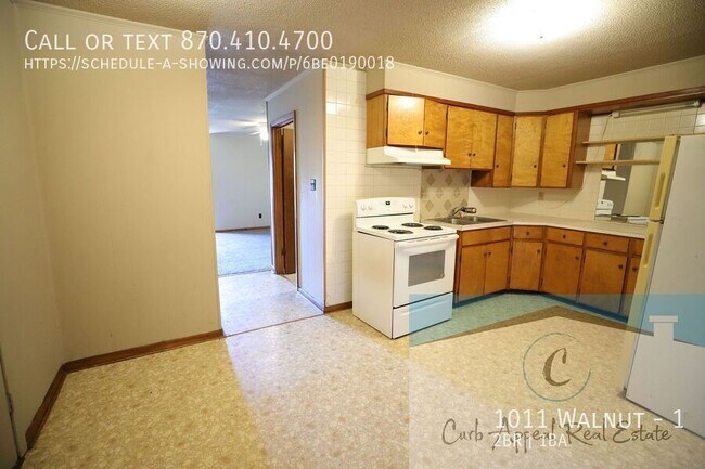 Building Photo - 1011 Walnut-1