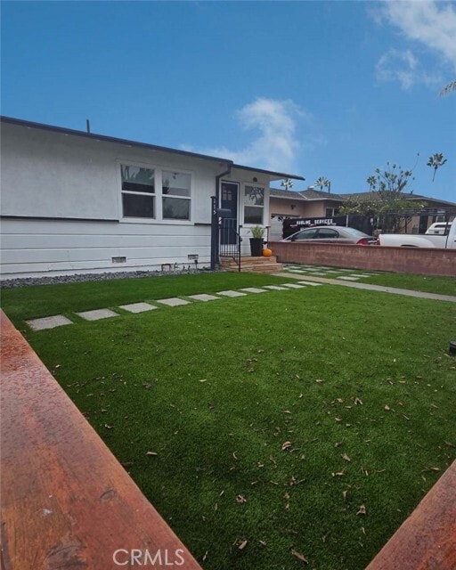 Building Photo - 115 W Valencia Ave