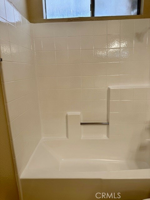 Building Photo - 5055 Cambridge Ave