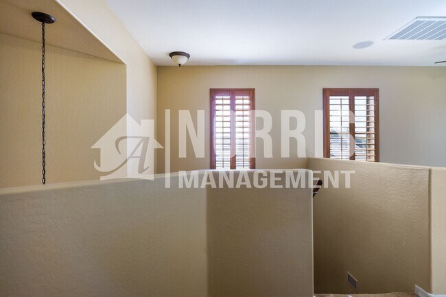 Building Photo - Beautiful Home with a POOL Service Included