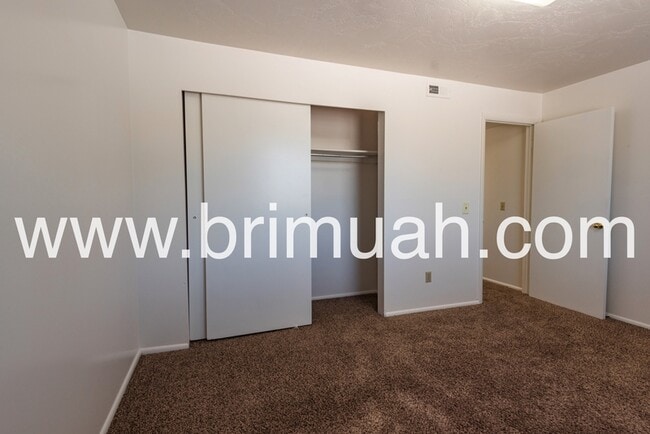 Building Photo - 4727 S 1300 E