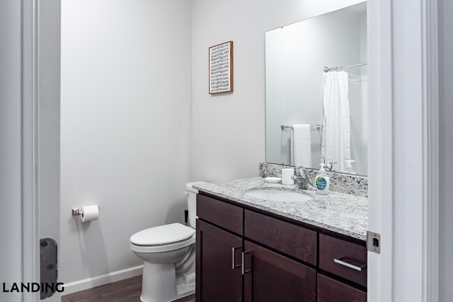 Building Photo - 2023 N Broadmoor Ave