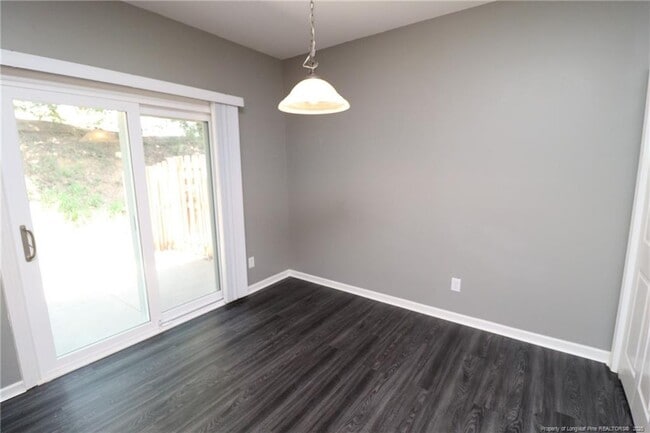 Building Photo - 10941 Pendragon Pl