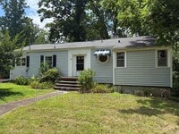 Building Photo - 110 Locust Ct
