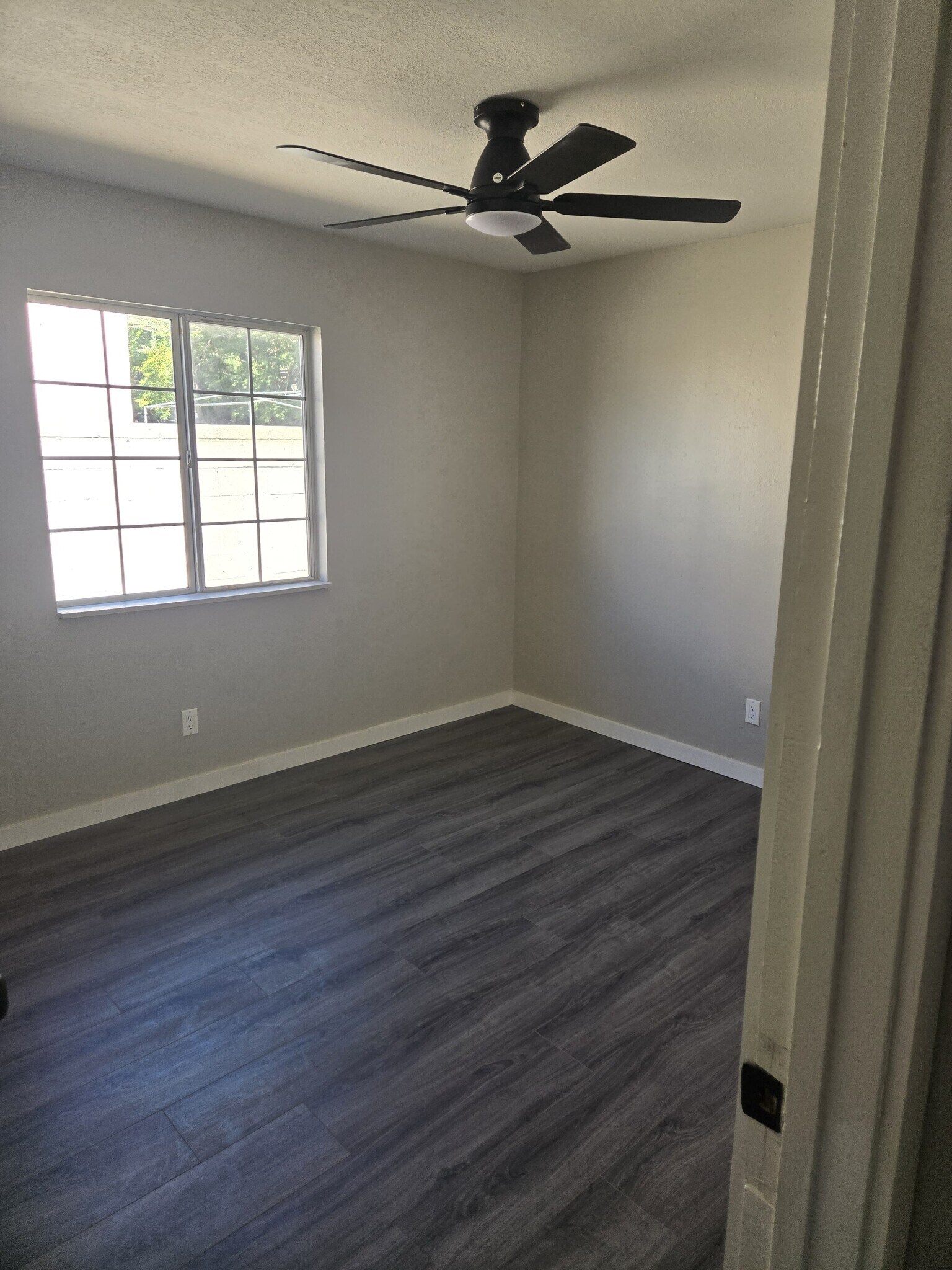 Building Photo - 1804 Kirby Ct NE