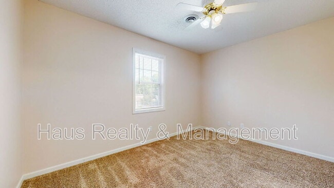 Building Photo - 3248 N Senseney Cir